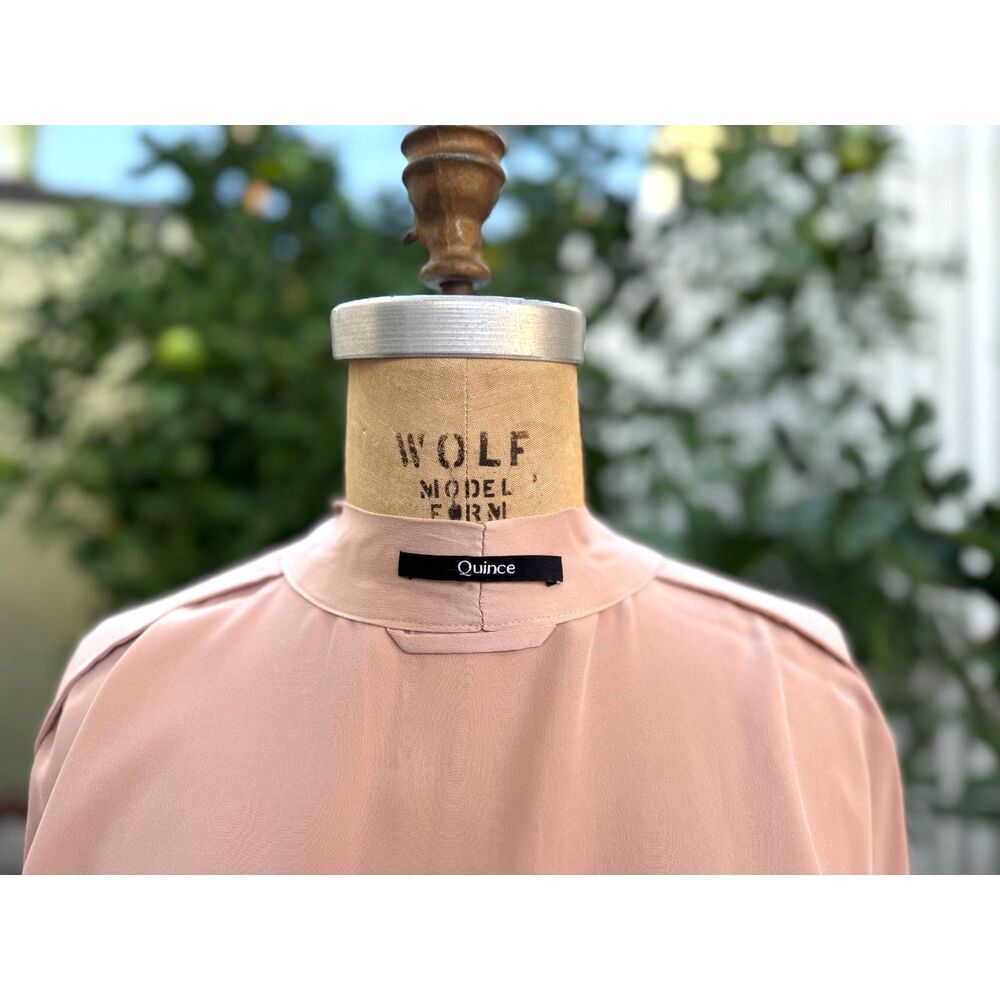 NWOT Quince Blush Pink Silk Long Sleeve Above the Knee Wrap Robe Size One Size - Picture 9 of 12